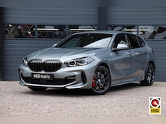 BMW 1-serie - 118i M-Sport M-Pakket Shadow |LED|CARPLAY|H&K|ELEK. KLEP|STOEL+STUURVERW.|VIRTUAL