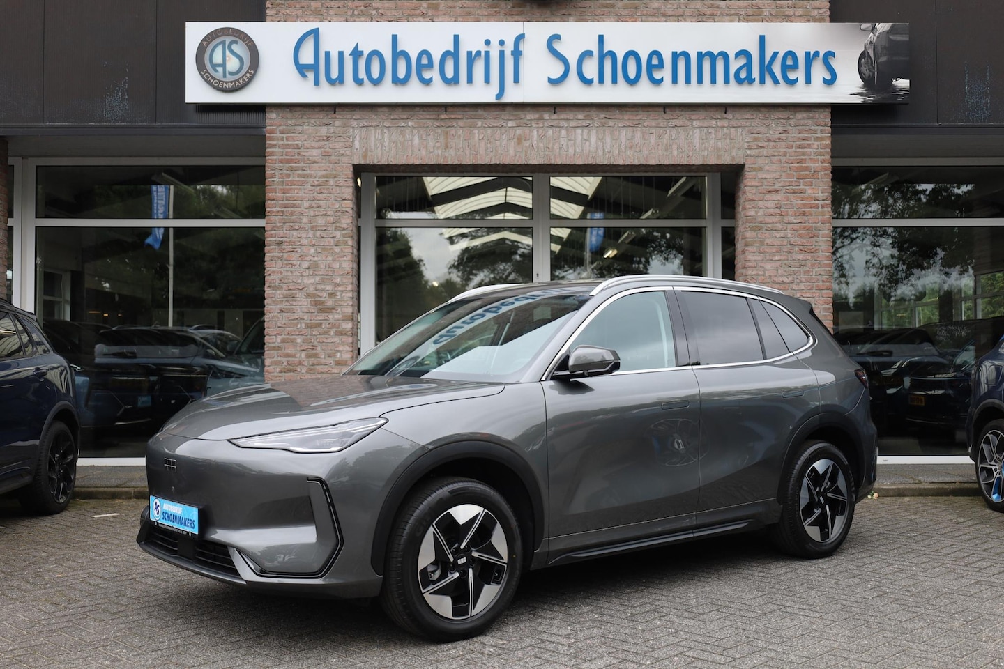 Geely E5 - Pro 60KWh 430KM-RIJBEREIK LEER CARPLAY 360-CAMERA STOELVENTILATIE/VERWARMING WARMTEPOMP IC - AutoWereld.nl