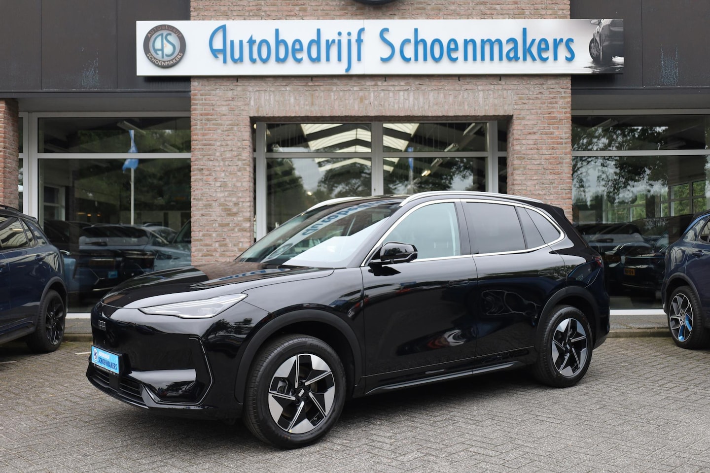 Geely E5 - Pro+ 68KWh 470KM-RIJBEREIK LEER CARPLAY 360-CAMERA STOELVENTILATIE/VERWARMING WARMTEPOMP I - AutoWereld.nl