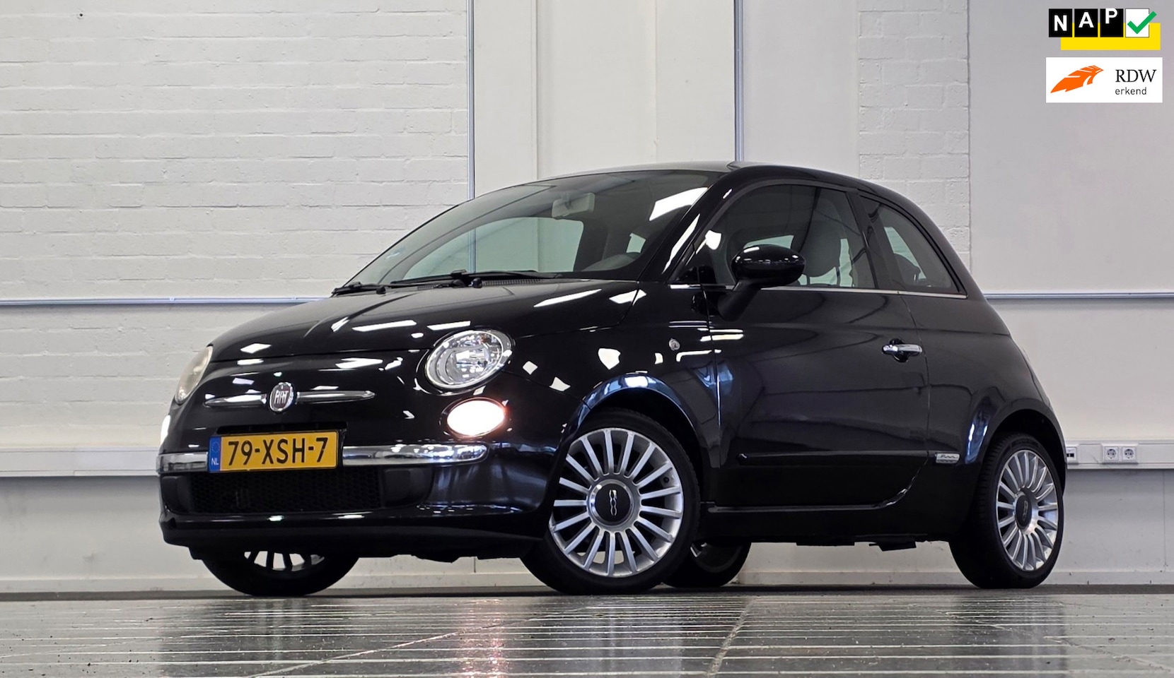 Fiat 500 - 0.9 TwinAir 86PK Lounge Automaat Panorama 16''LM - AutoWereld.nl