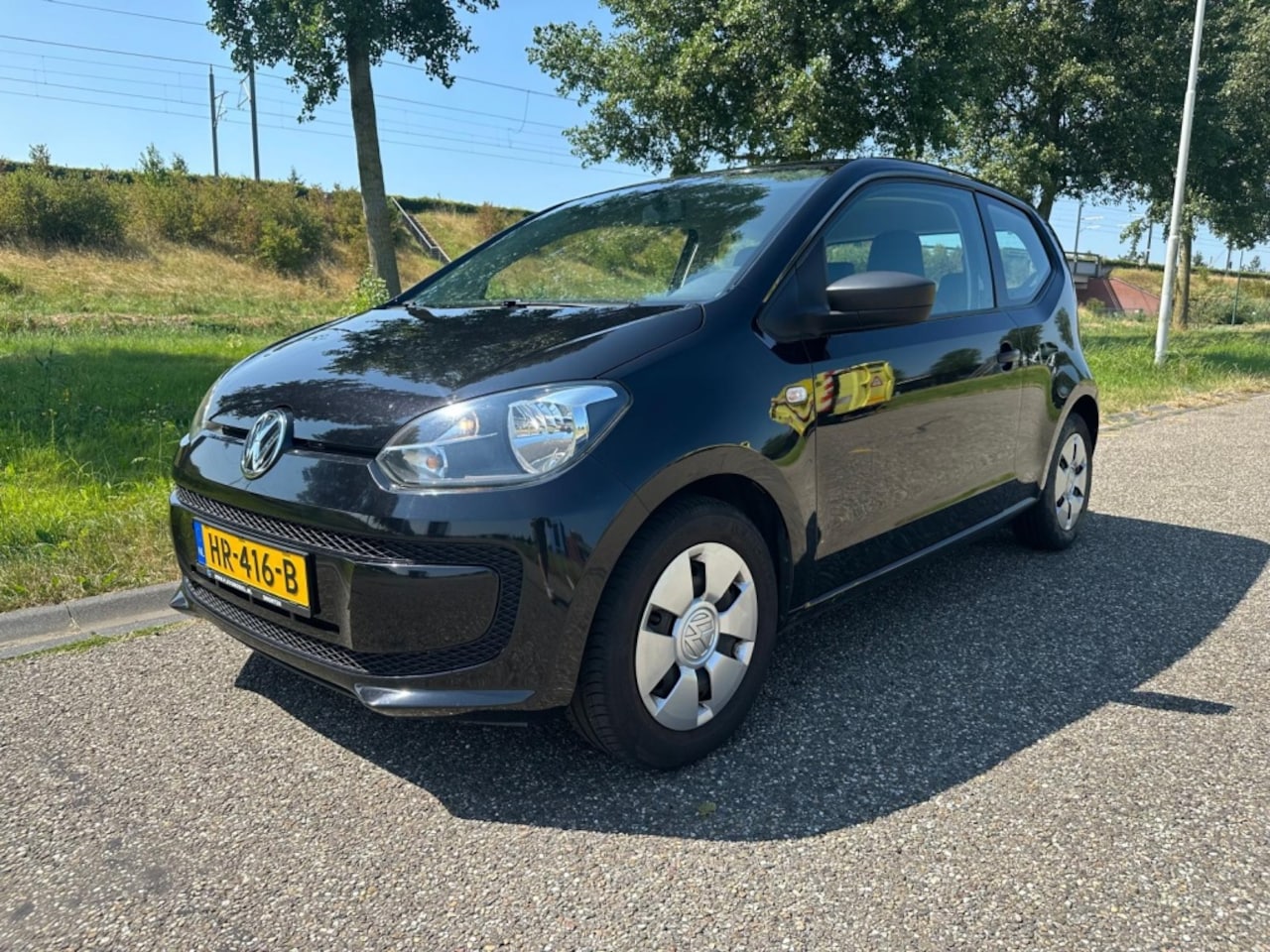 Volkswagen Up! - 1.0 Take Up Bluemotion/Airco/Onderhoud Historie/Apk 16-10-2027 - AutoWereld.nl