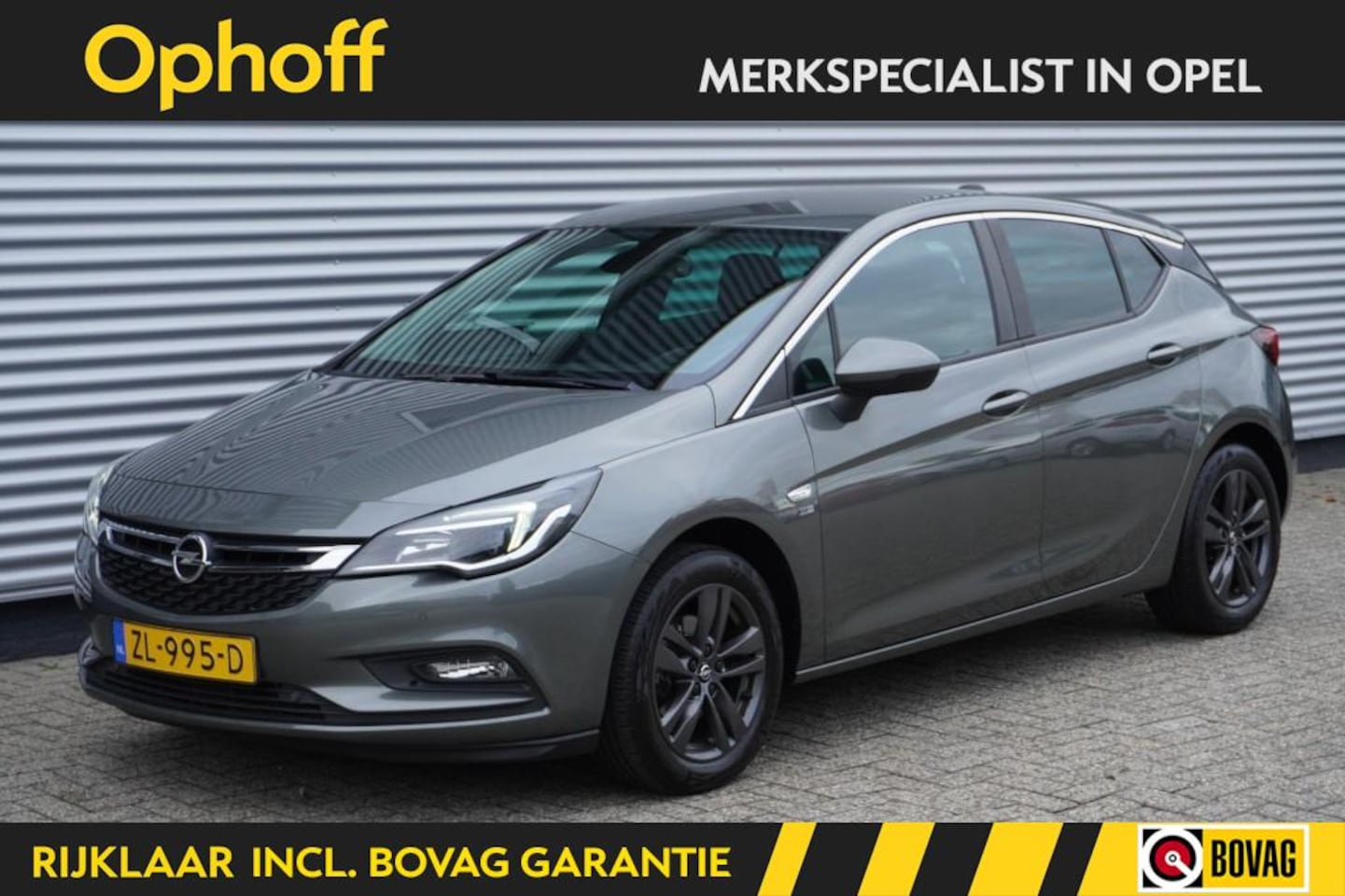 Opel Astra - 1.0 Turbo 120 Jaar Edition / 1e eig. / Parkeersensoren / Navigatie / Climate Control - AutoWereld.nl