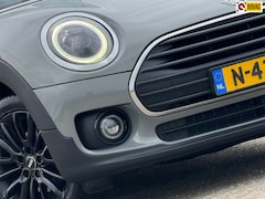 MINI Clubman - 1.5 One Business Edition Automaat - Moonwalk Grey - Nav/Carplay/Excitement pakket