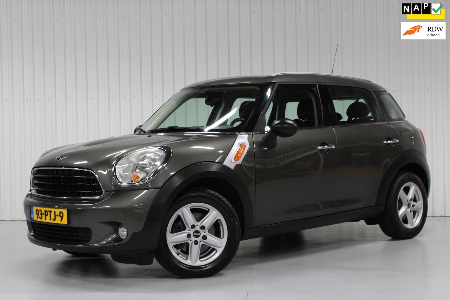 MINI Countryman - 1.6 One Pepper - AutoWereld.nl