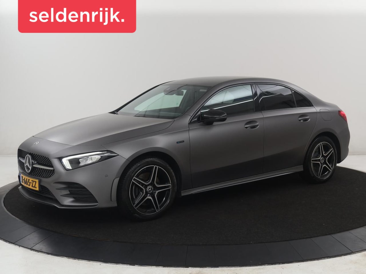 Mercedes-Benz A-klasse - 250 e Business Solution AMG Limited | SOH 94,5% | Leder/alcantara | Cruise control | Stoel - AutoWereld.nl