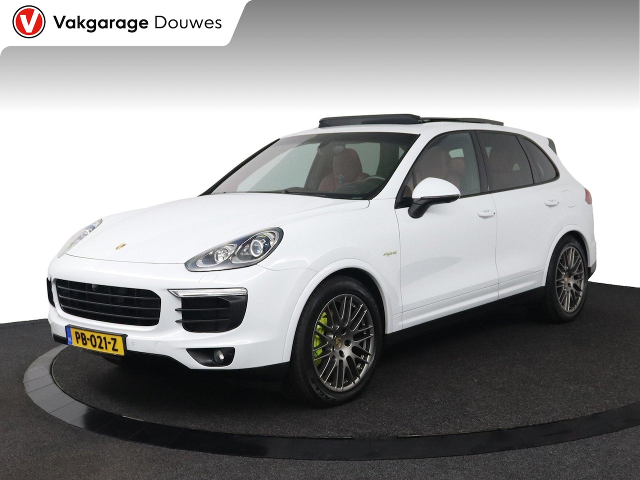 Porsche Cayenne - 3.0 S E-Hybrid Platinum Edition |NAP|1e eigenaar|SportChrono|Pano|Memory - AutoWereld.nl