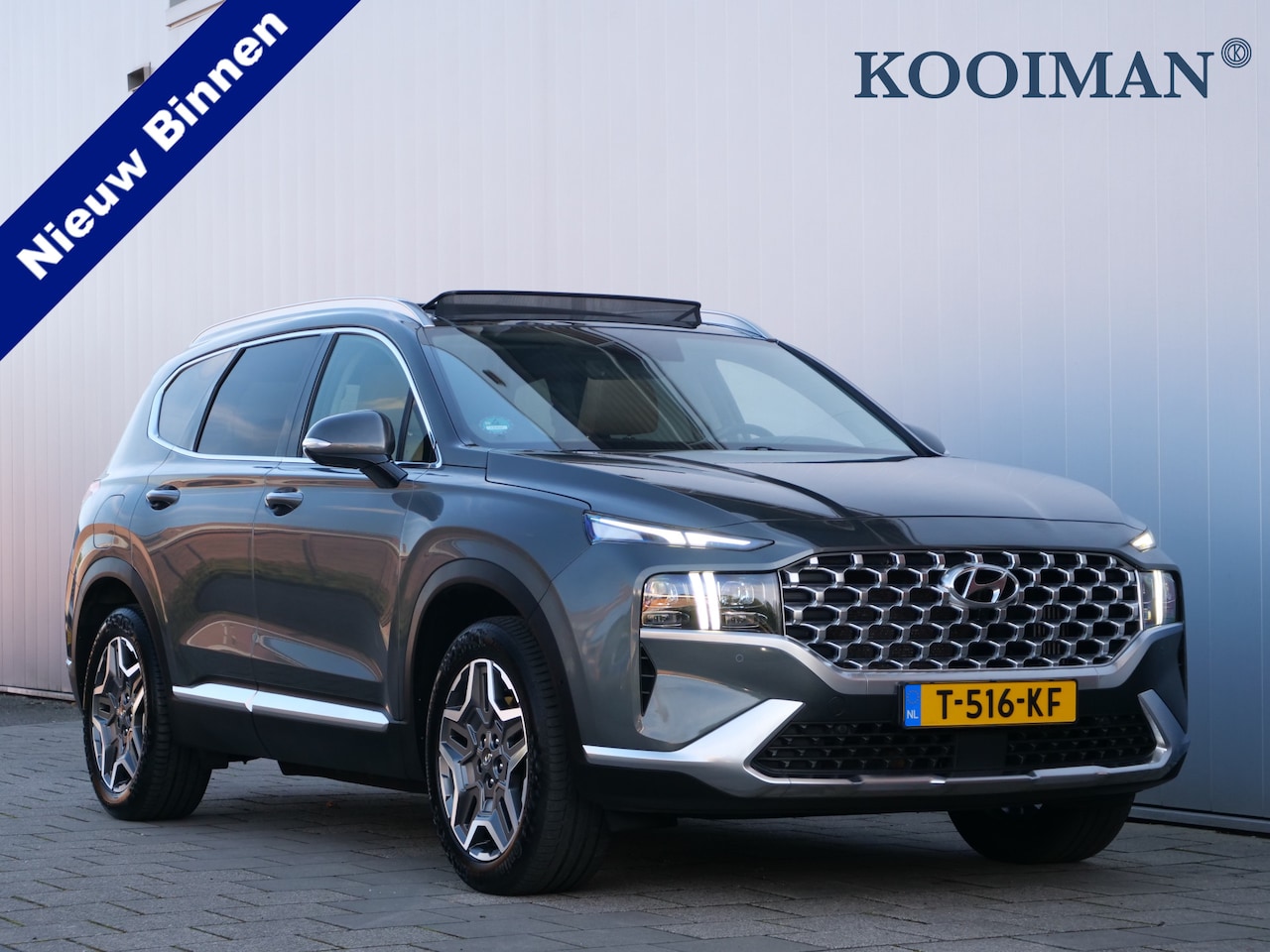 Hyundai Santa Fe - 1.6 T-GDI PHEV Premium Sky 265 Pk Automaat Navi / DAB / Leer / Pano-dak / Trekhaak / Apple - AutoWereld.nl