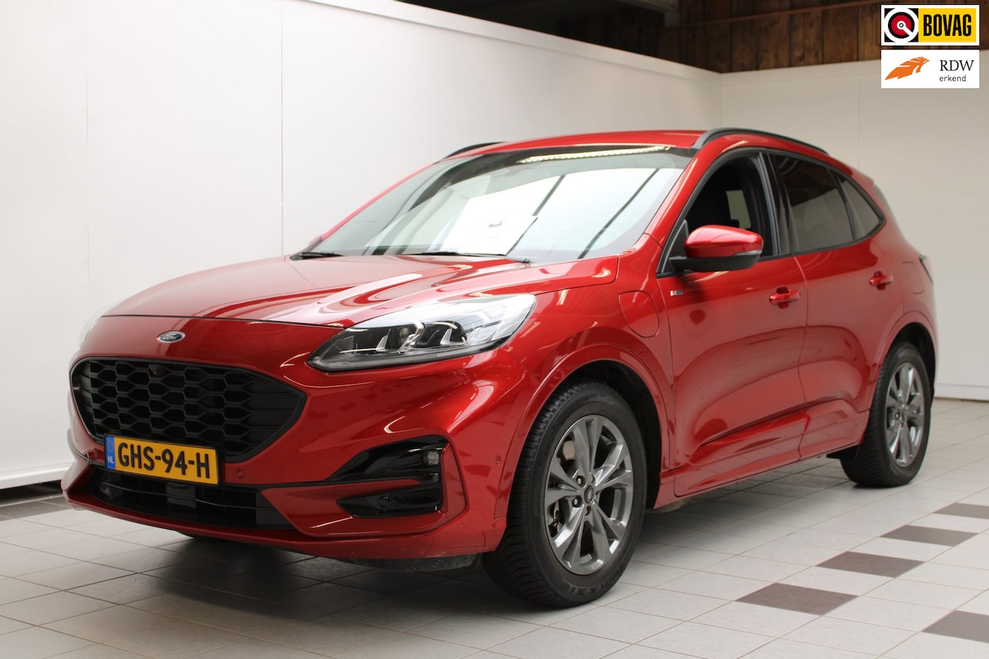 Ford Kuga - 2.5 PHEV ST-Line X - Trekhaak, Camera, Stoel/stuur/voorruit verwarming, - AutoWereld.nl