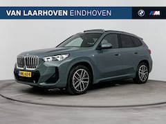 BMW X1 - xDrive25e M Sport Automaat / Panoramadak / Sportstoelen / Comfort Access / Achteruitrijcam
