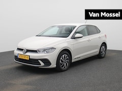 Volkswagen Polo - 1.0 TSI Life Edition 95 PK | Demo | Parkeersensoren Achter | Achteruirijcamera | Privacy G