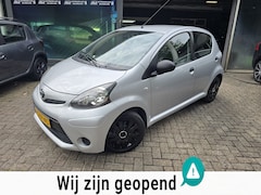 Toyota Aygo - 1.0 VVT-i Now |3/6 OF 12MND GARANTIE | AIRCO | ELEC PAKKET | NIEUWE APK |