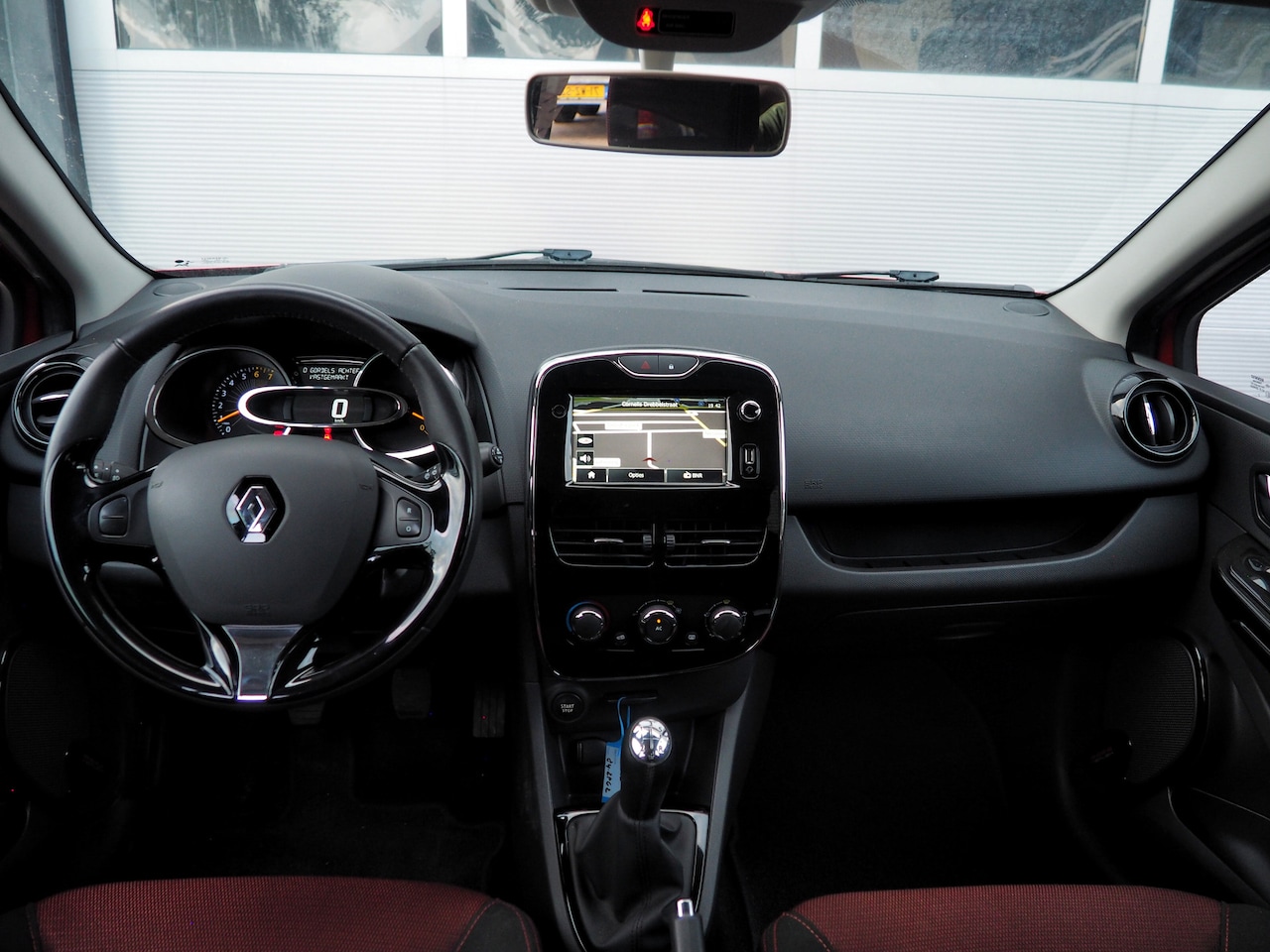 Renault Clio - 0.9 TCe Expression AIRCO CRUISE NAVI LM VELGEN