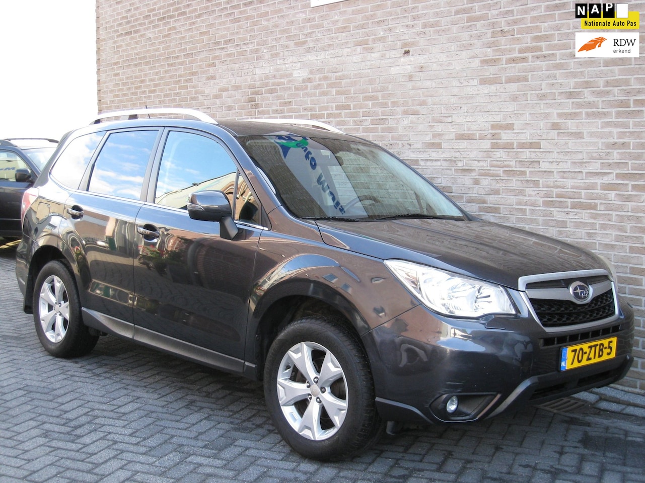 Subaru Forester - 2.0 Luxury -Trekhaak - Achteruitrijcamera - Cruise control - AutoWereld.nl