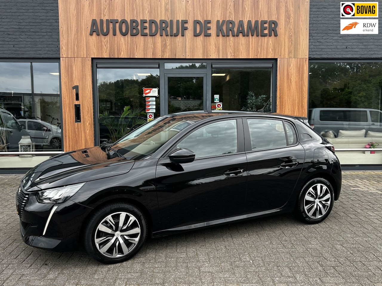 Peugeot 208 - 1.2 PureTech Blue Lease Active 1.2 PureTech Blue Lease Active - AutoWereld.nl
