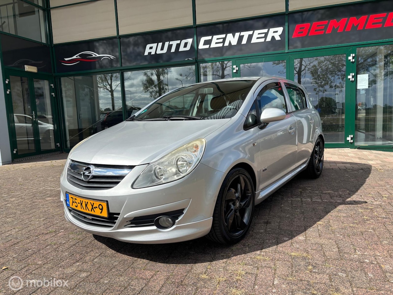 Opel Corsa - 1.4-16V Sport OPC line - AutoWereld.nl
