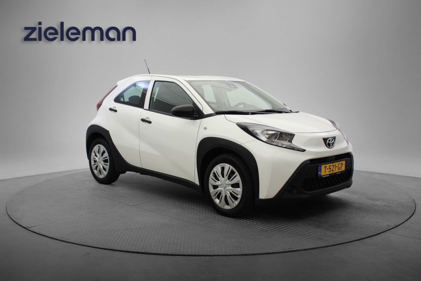 Toyota Aygo X - 1.0 VVT-i MT - Adaptive Cruise, Airco - AutoWereld.nl