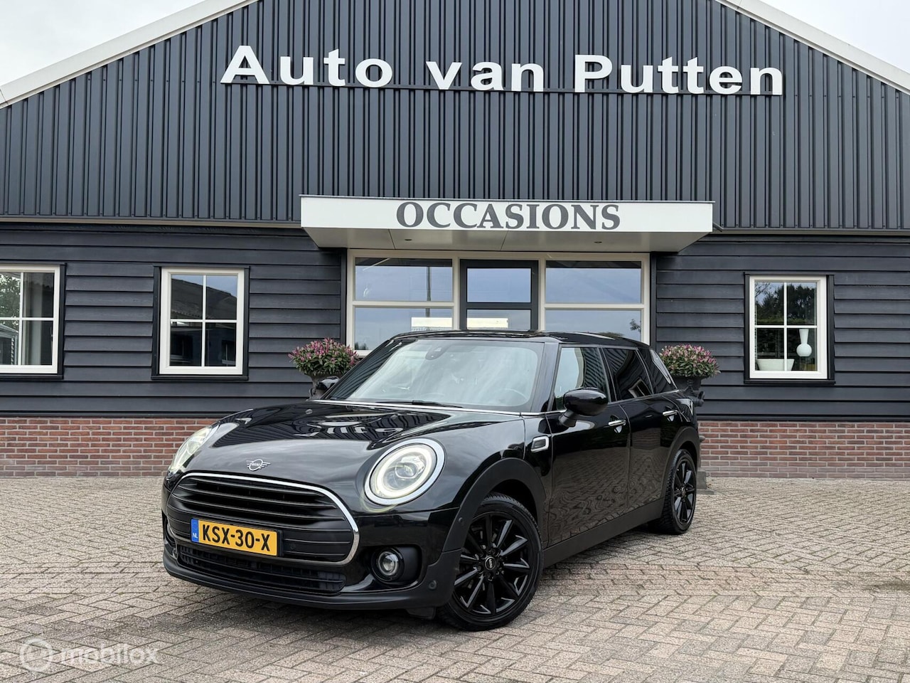 MINI Clubman - 1.5 One Chili / Automaat / LED / Navi - AutoWereld.nl