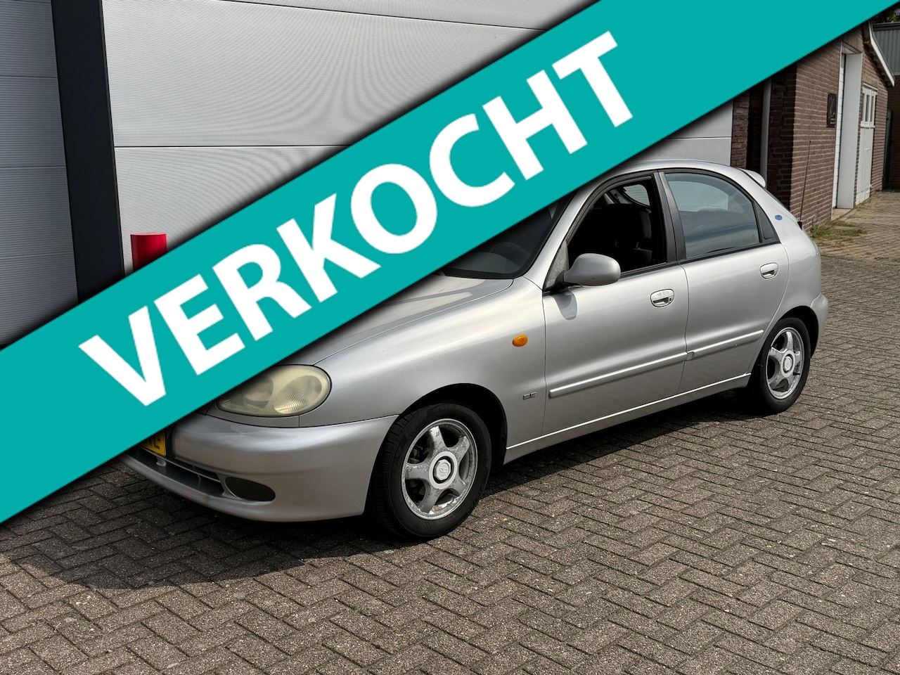 Daewoo Lanos - 1.5 Europe 5 deurs! Elek pakket l Centraal l Stuurbekrachtiging l Trekhaak l 1e eigenaar l - AutoWereld.nl