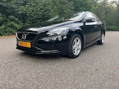 Volvo V40 - 2.0 T2 Momentum 122PK 2018 34403Km NAVI PDC CLIMA APK 7-25