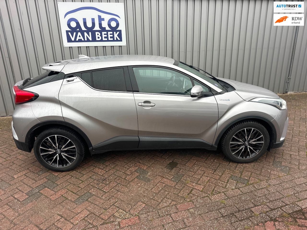 Toyota C-HR - 1.8 Hybrid Black Edition 1.8 Hybrid Black Edition - AutoWereld.nl