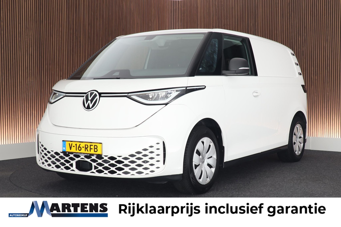 Volkswagen ID. Buzz Cargo - 77 kWh 204pk Trekhaak 3Pers. ACC Navigatie - AutoWereld.nl