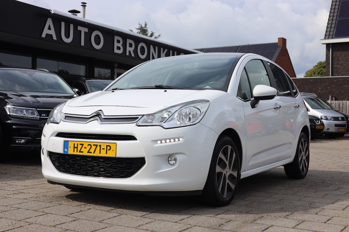 Citroën C3 - 1.2 PANO | NAVI | CLIMA | CRUISE | RIJKLAAR - AutoWereld.nl