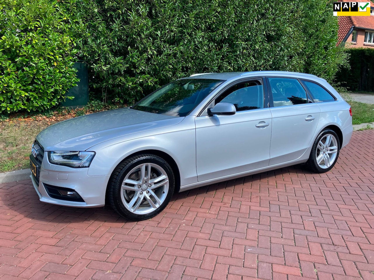 Audi A4 Avant - 1.8 TFSI Business Edition automaat mooie auto diverse extra's - AutoWereld.nl
