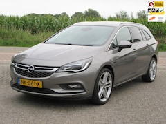 Opel Astra Sports Tourer - 1.4 Innovation+ Parkeersensoren + Navigatie