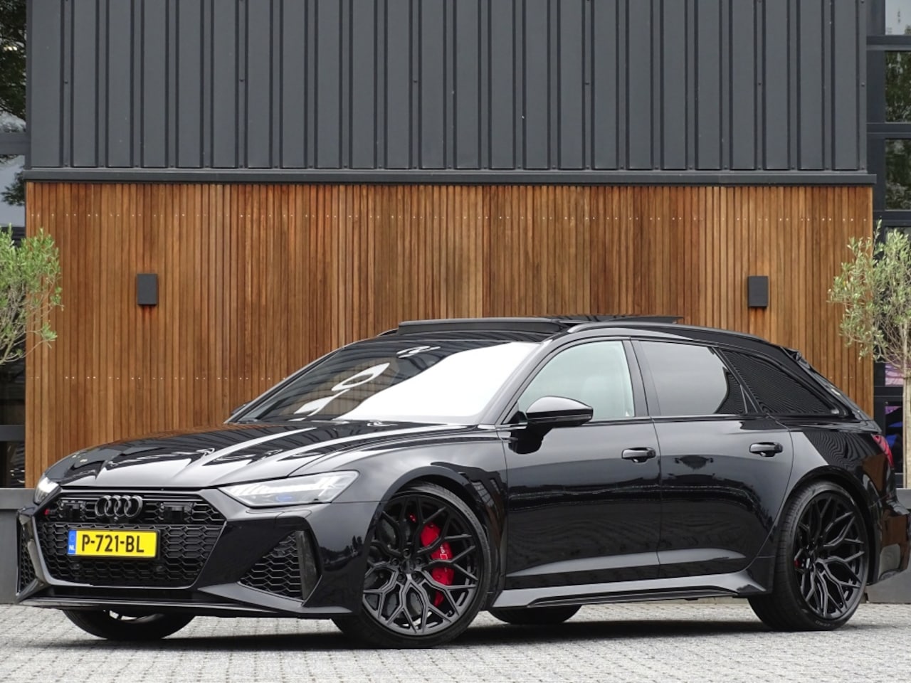 Audi RS6 - RS6 V8T 601PK Quattro / Ceramic / B&O / carbon / Laser / ABT - AutoWereld.nl