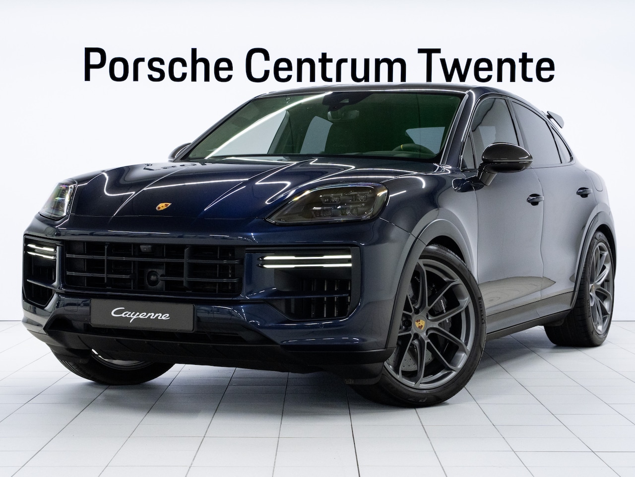 Porsche Cayenne Coupé - Turbo E-Hybrid met GT-Pakket - AutoWereld.nl