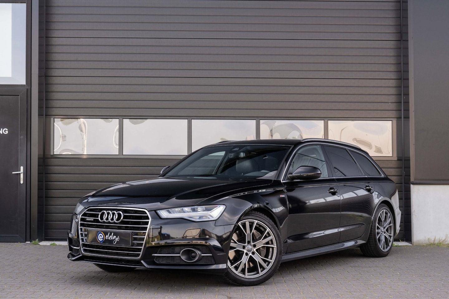Audi A6 Avant - 3.0 TDI BiT Quattro Premium Edition S-Line 328 PK|Cam|ACC|LED|Ambi| - AutoWereld.nl