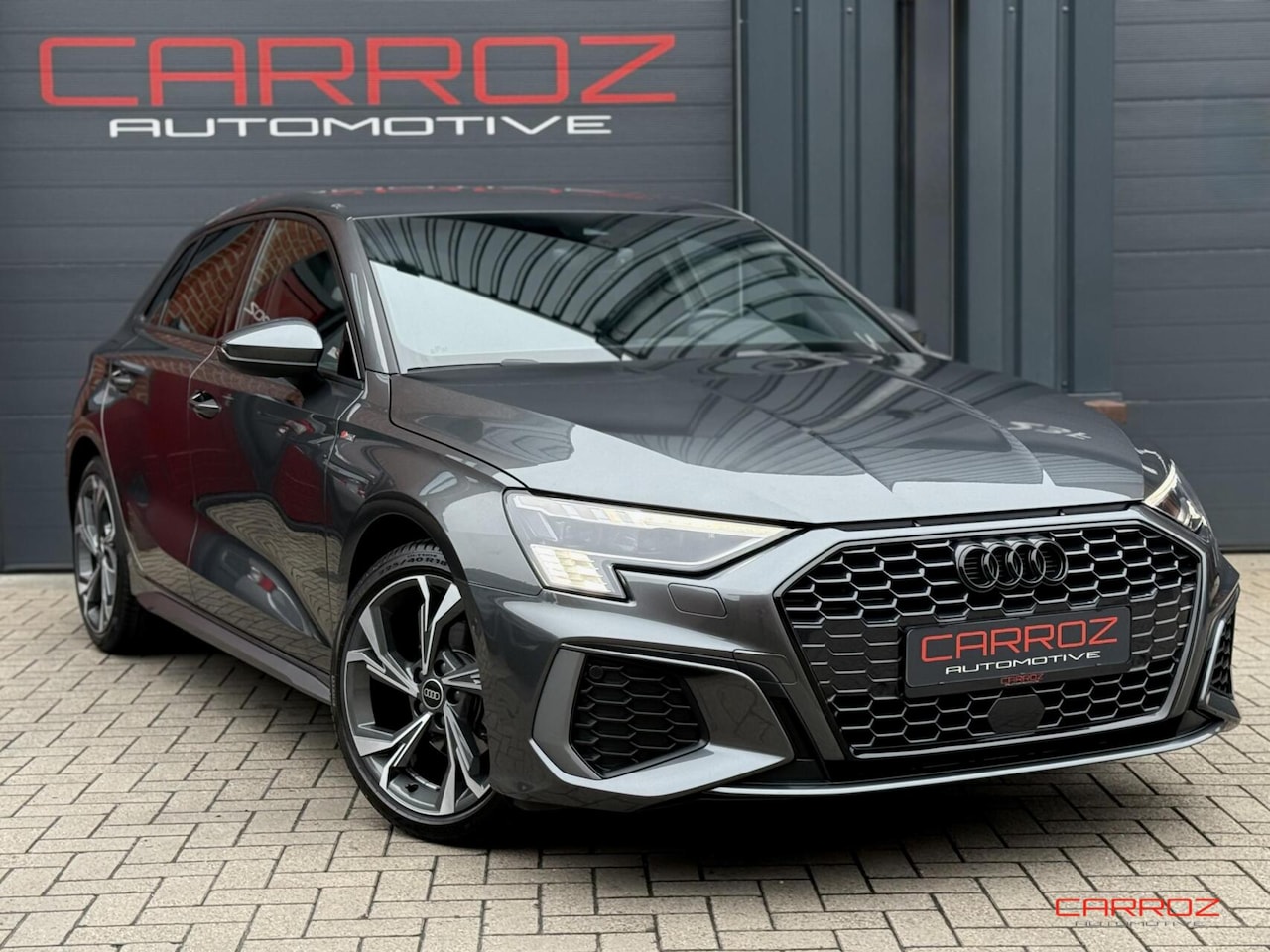 Audi A3 Sportback - 35 TFSI 3x S Line CarPlay Navi Cruise Ambiance - AutoWereld.nl