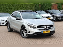 Mercedes-Benz GLA-Klasse - 180 Ambition / Panoramadak / Half leder / Navigatie / Urbanpakket / 18'' / Cruise Control