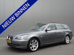 BMW 5-serie Touring - 525i | YOUNGTIMER | PANO | LEDER | NAVI | HISTORIE AANWEZIG