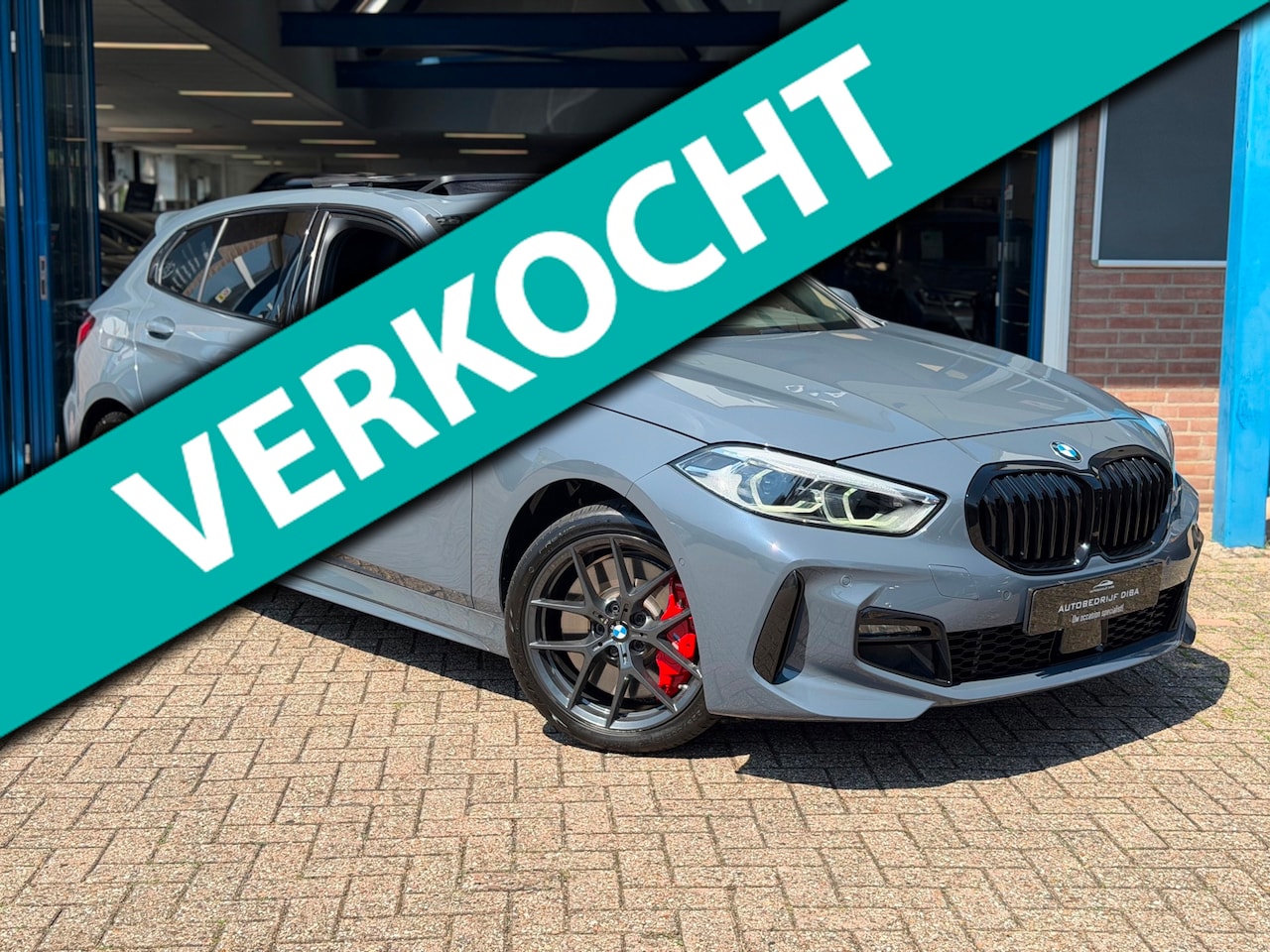 BMW 1-serie - 118i M-Sport 2024 AUT NAVI DAK CLIMA NAP 1e Eig! - AutoWereld.nl