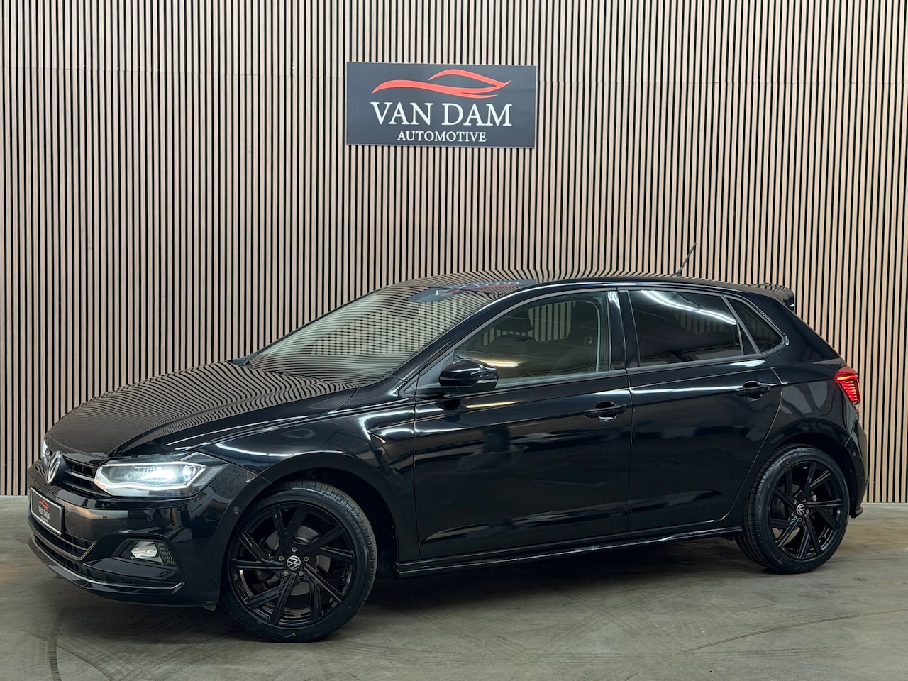 Volkswagen Polo - 1.0 TSI R-Line 2020 DSG LED VIRTUAL CAMERA KEYLESS - AutoWereld.nl