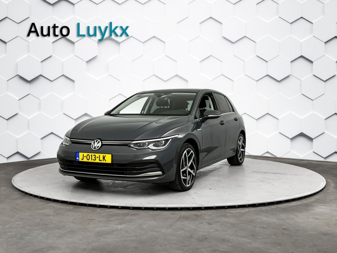 Volkswagen Golf - 1.5 eTSI Style DSG Automaat | Panoramadak | Elektrische stoel | Adaptieve Cruise Control - AutoWereld.nl