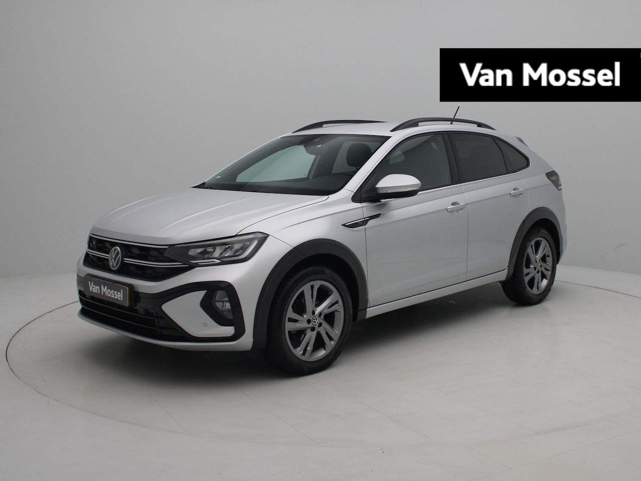 Volkswagen Taigo - 1.0 TSI R-Line | Automaat | Navigatie | Parkeersensoren v+a met achteruitrijcamera | Clima - AutoWereld.nl
