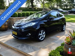 Ford Fiesta - 1.25 Ghia Nieuwe APK