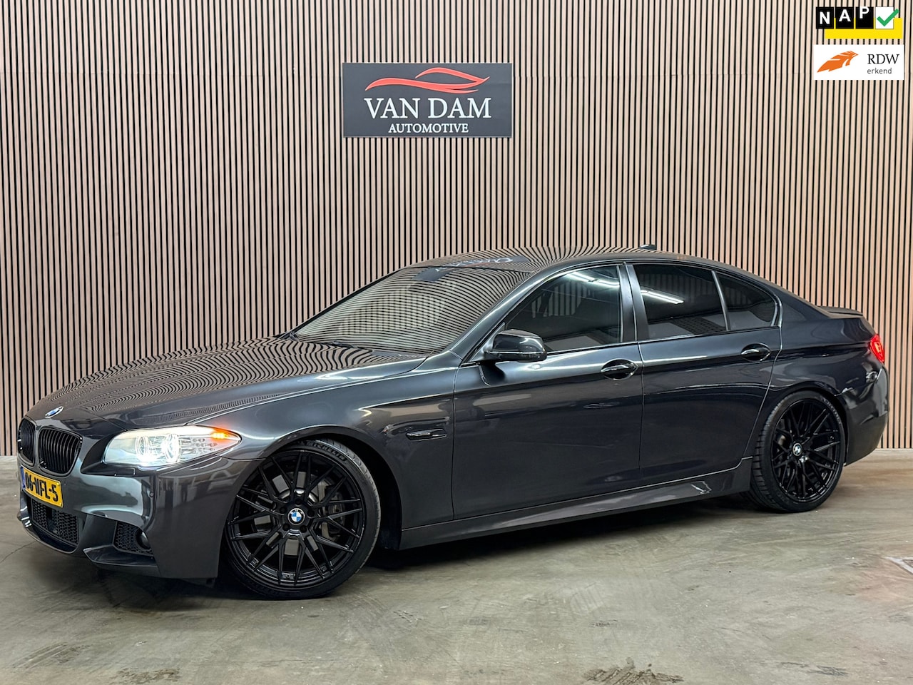 BMW 5-serie - 528i High Executive 2010 NAP LED LEDER NAVI MEMORY - AutoWereld.nl