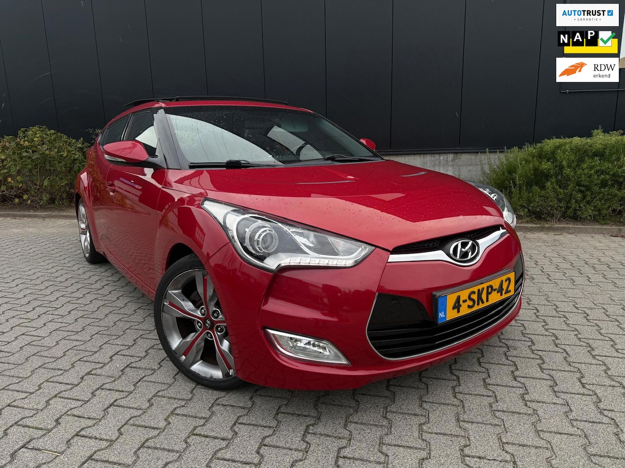 Hyundai Veloster - 1.6 GDI i-Catcher 1.6 GDI i-Catcher - AutoWereld.nl
