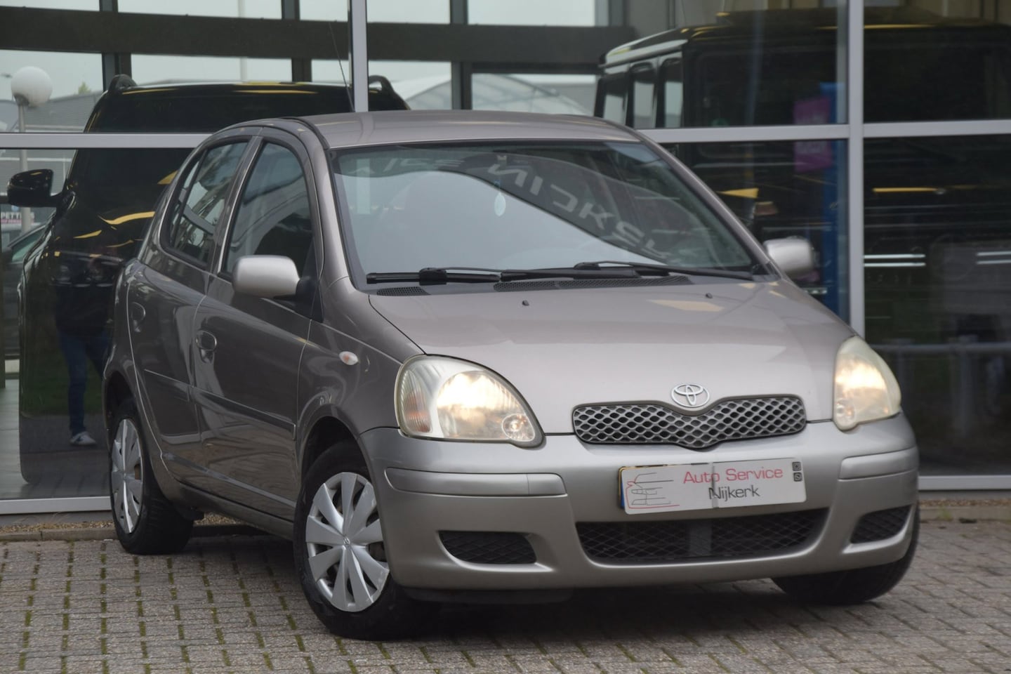 Toyota Yaris - 1.3 VVT-i Sol Elek. Ramen Stuurbekrachtiging 5DRS. - AutoWereld.nl
