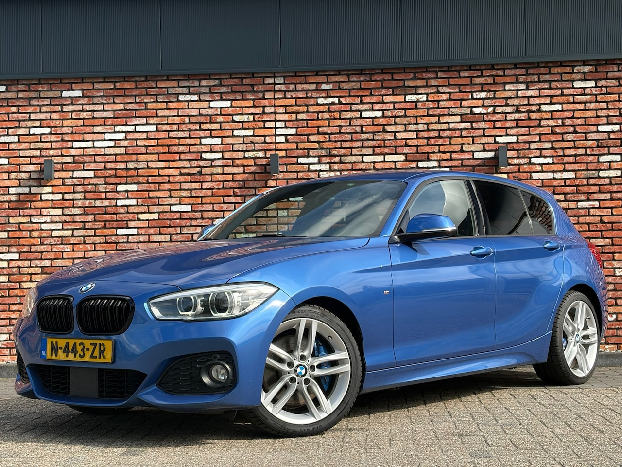 BMW 1-serie - 118d M Sport Adap.Cruise Stoelverw Pdc Led 18Inch Voll.Onderhouden! - AutoWereld.nl