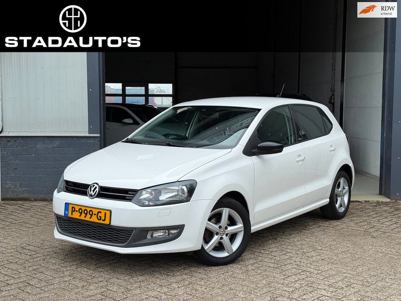 Volkswagen Polo - 1.2 Style 5Drs Airco Carplay Velgen NW APK! - AutoWereld.nl