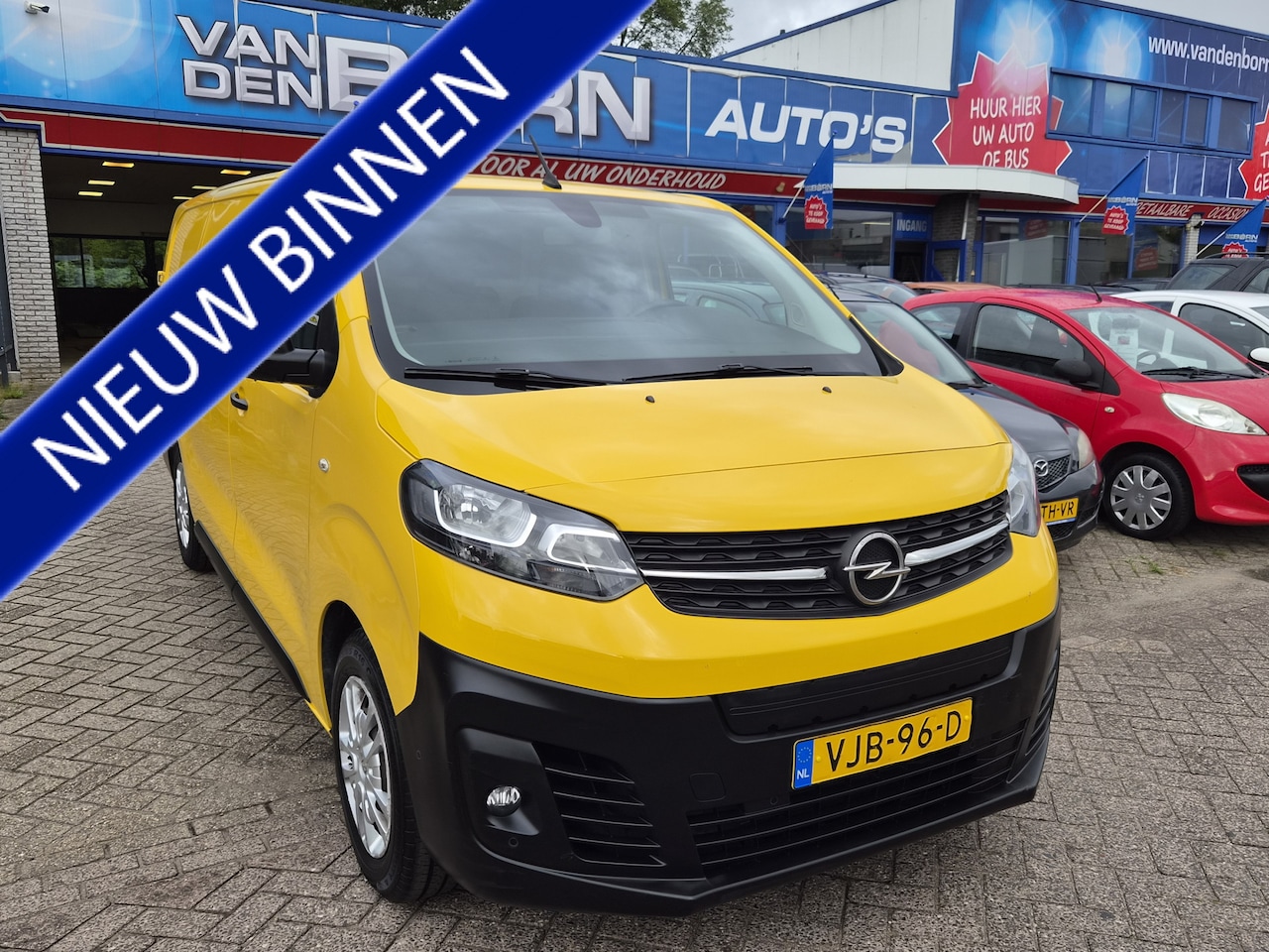 Opel Vivaro-e - L2H1 Edition 50 kWh 1ste Eigenaar Airco Nw APK - AutoWereld.nl