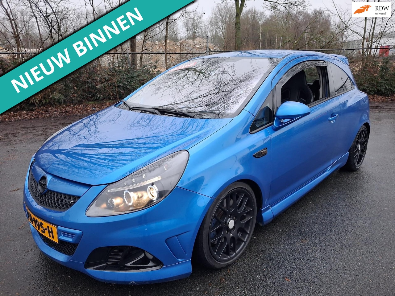 Opel Corsa - 1.6-16V T OPC NETTE AUTO RIJDT EN SCHAKELT GOED - AutoWereld.nl