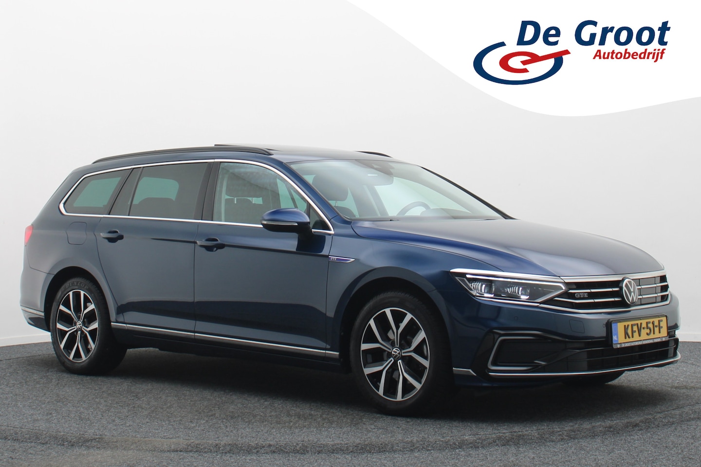 Volkswagen Passat Variant - 1.4 TSI PHEV GTE Business Panoramadak, ACC, Apple Carplay, Trekhaak, Camera, Keyless - AutoWereld.nl
