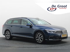 Volkswagen Passat Variant - 1.4 TSI PHEV GTE Business Panoramadak, ACC, Apple Carplay, Trekhaak, Camera, Keyless