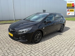 Opel Astra Sports Tourer - 1.2 Design & Tech , Climaat control, Parkeersensoren voor en achter en Navigatiesysteem