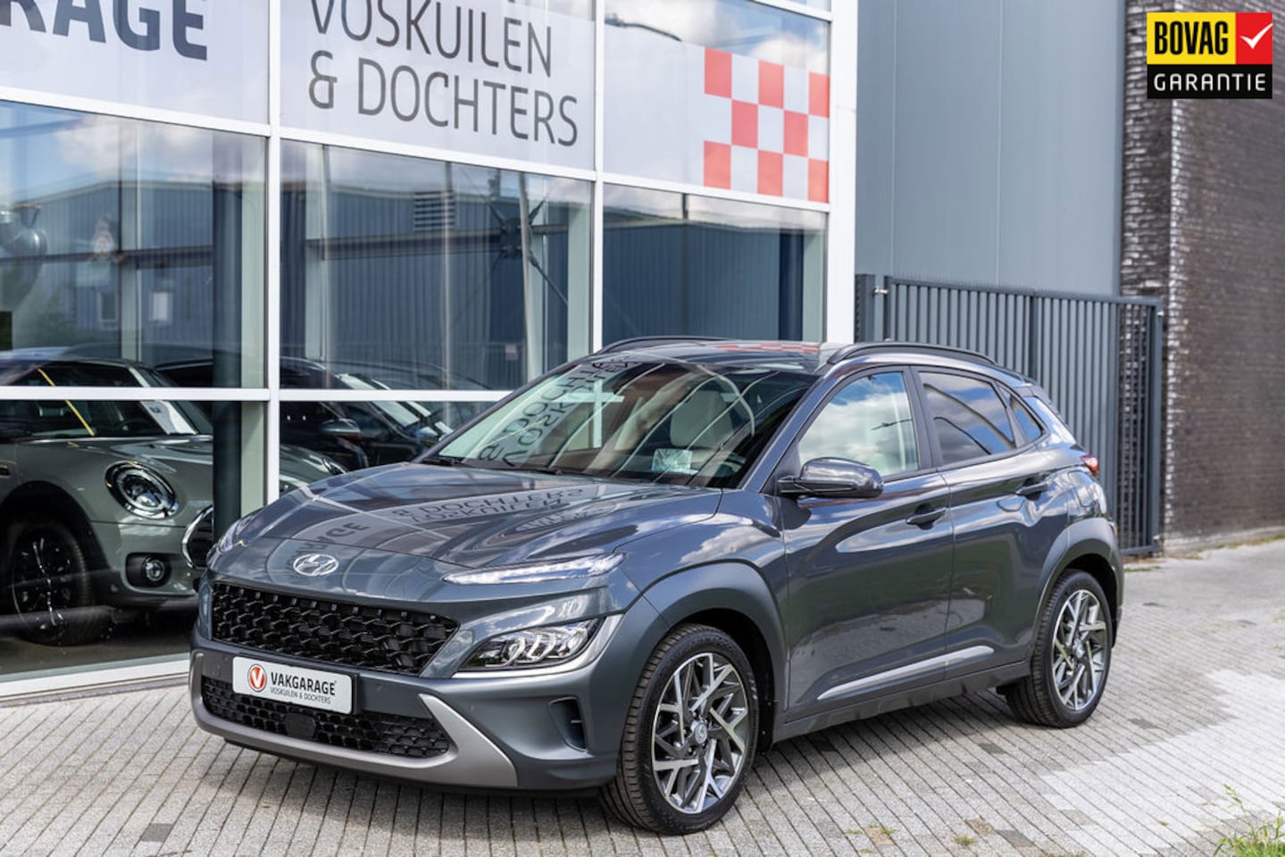 Hyundai Kona - 1.6 GDI HEV Fashion Design Sky | Beige Leder | Open dak - AutoWereld.nl